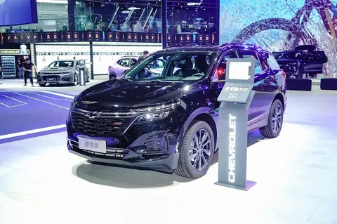 12万多买合资中型SUV，配2.0T+9AT+四驱，车尾4根排气管，很霸气
