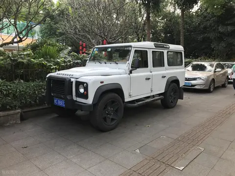 亏掉1500亿后集体“跳崖”?加价提车的外资车,如今打折都没人要